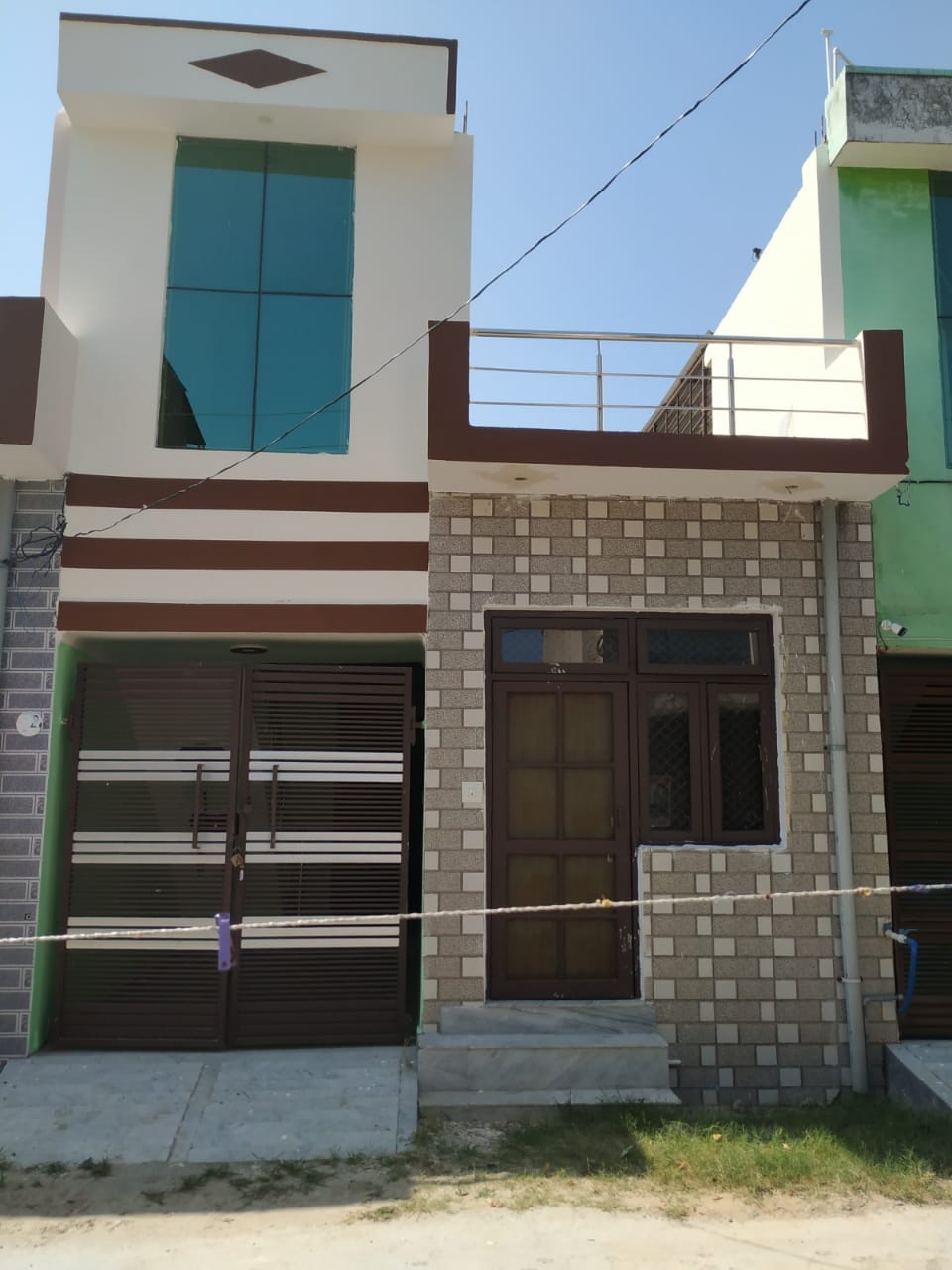 Independent House – 625 sq ft OR 70 Sq Yard(Gaz) -2BHK